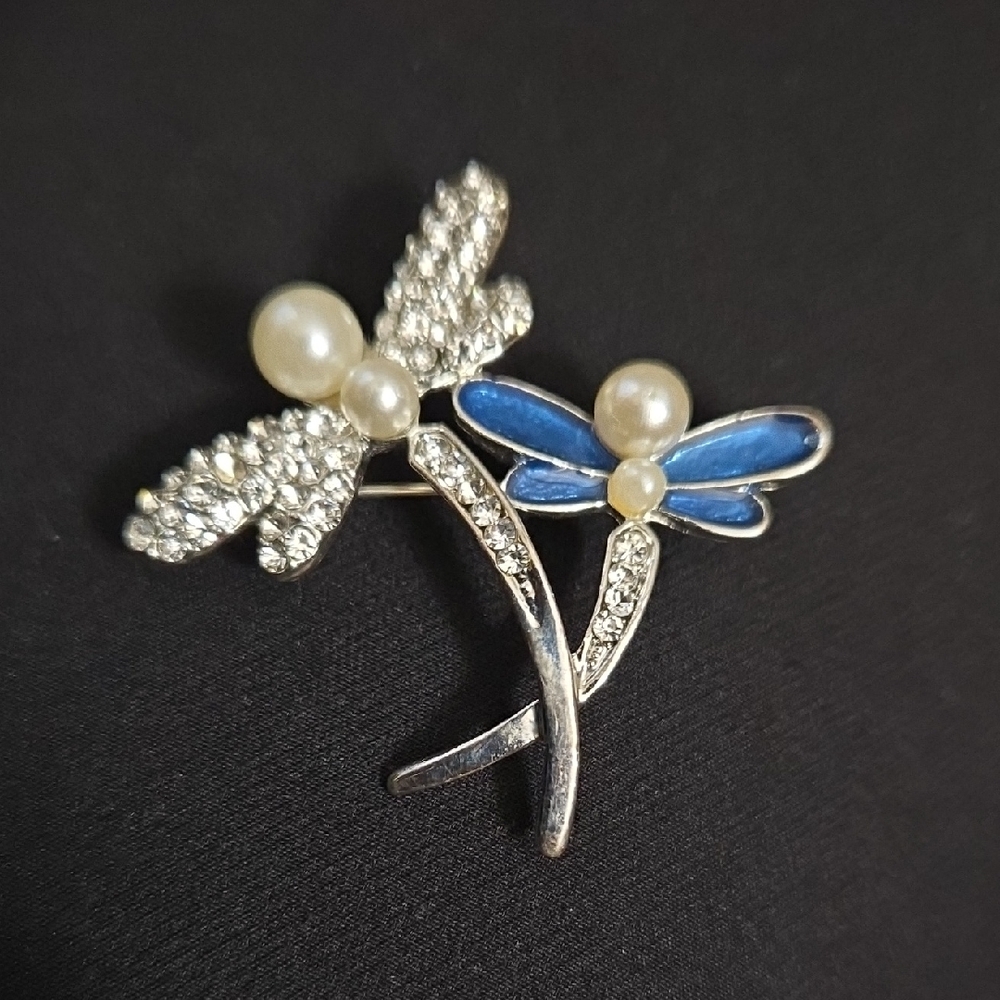 Elegant Silver and Blue Dragonfly Brooch